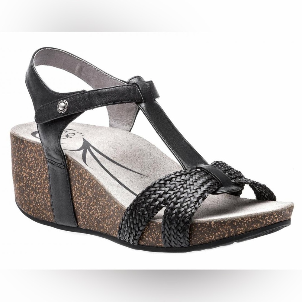 BRAND NEW Abeo BioSystem Urmy Black Sandals